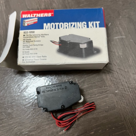 ARDUINO UNO WiFi REV2/WALTHERS Model Motorizing Kit Dc Motor/Blackhawk Speaker - Picture 10 of 15